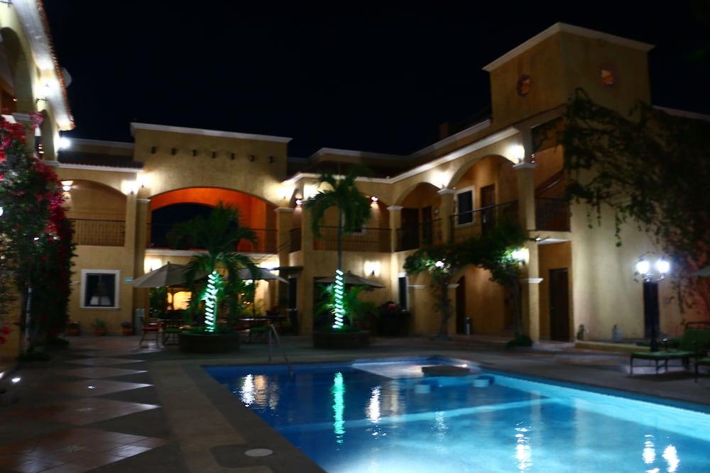 Hacienda Suites Loreto Loreto  Esterno foto